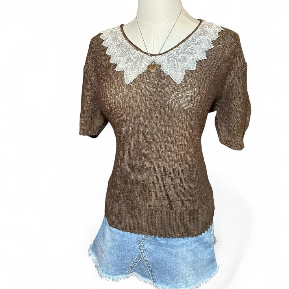 Vintage Brown Knit Top with White Lace Collar Coquette Victorian Cottagecore